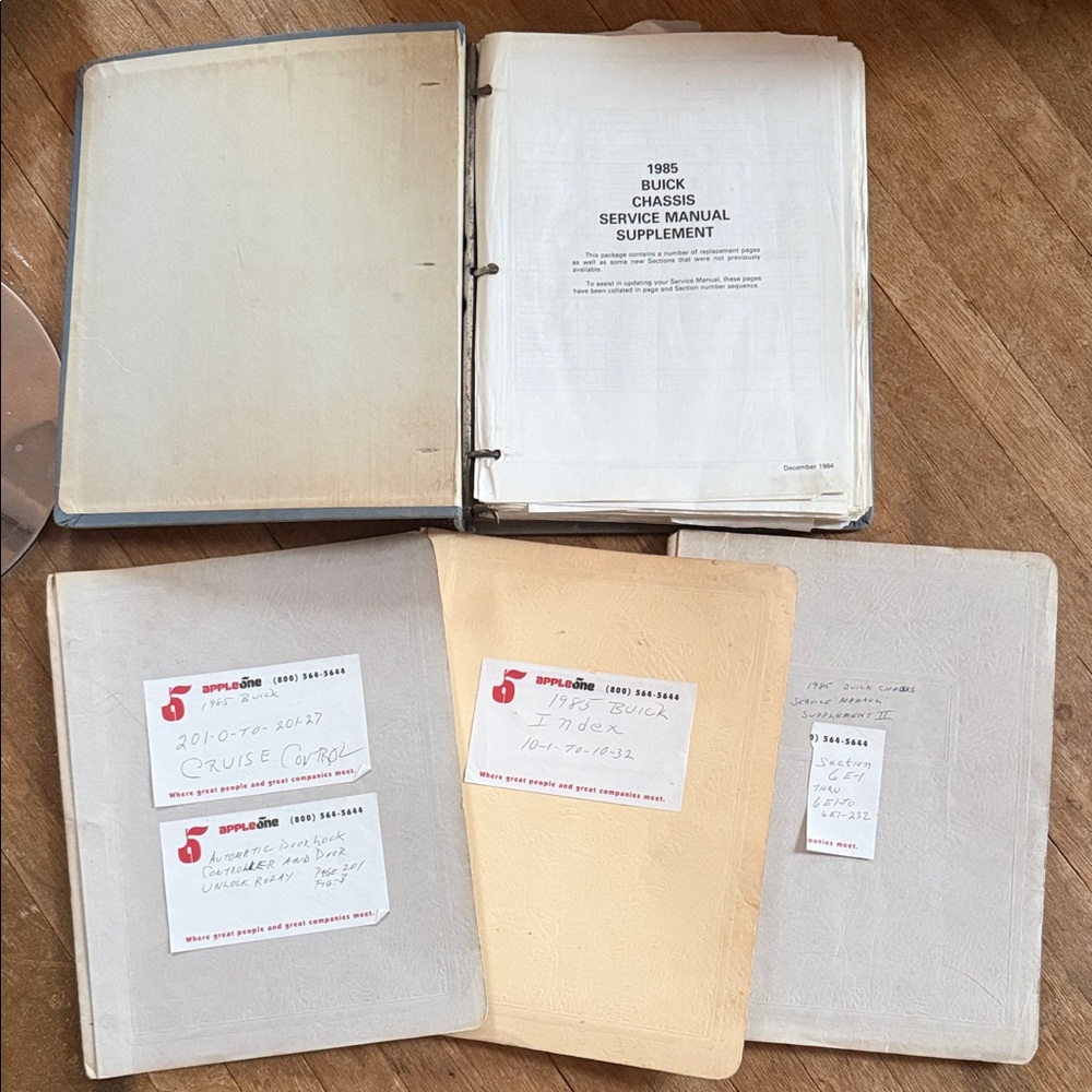 1985 Buick Chassis Service Manual Supplement - White/Cream